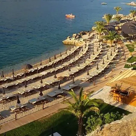 1 Apartmant & 1 Delux Room With Bathroom Dubrovnik Exterior photo