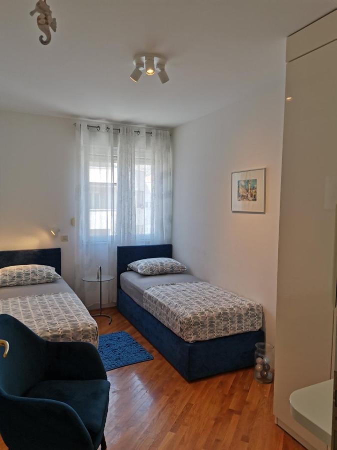 Apartment 1 Apartmant & 1 Delux With Bathroom