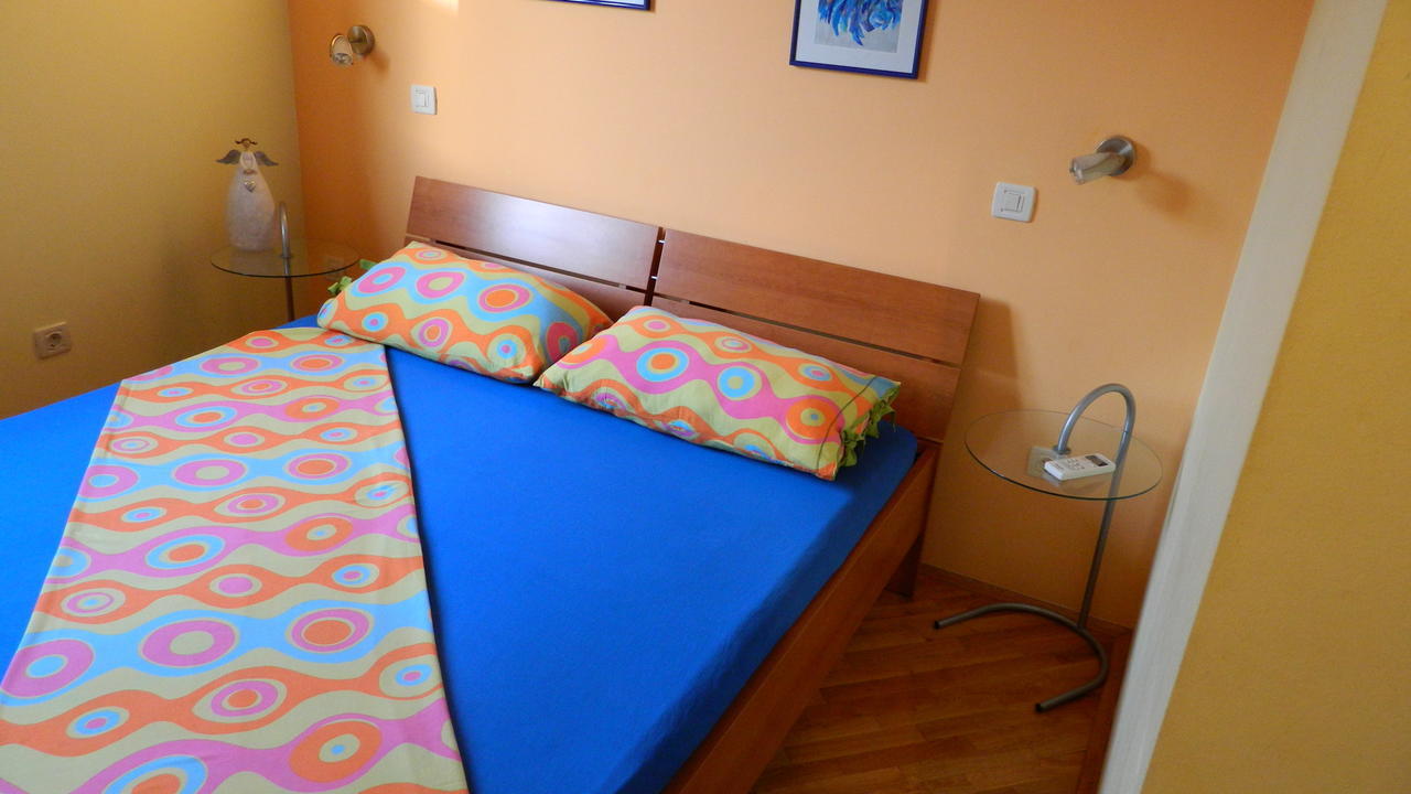 1 Apartmant & 1 Delux With Bathroom Apartment *
